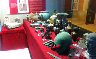 Cagliari, i beni sequestrati nella villa esposti in una mostra dedicata a Lilliu